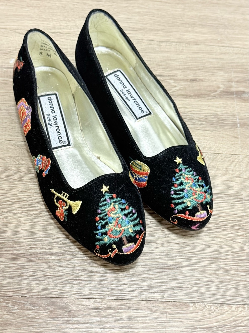 Donna Lawrence Black Velvet Embroidered Holiday Flats